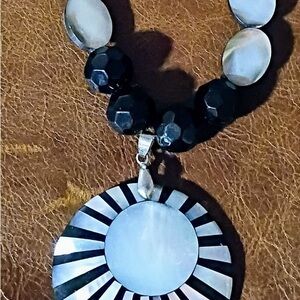 Chic Black and Silver Pendant Necklace